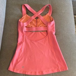 Lululemon top with built in bra